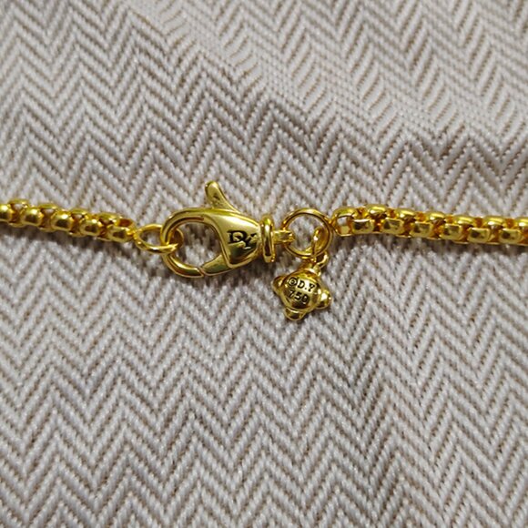 David Yurman 18K Acorn Pendant Necklace - Picture 2 of 5